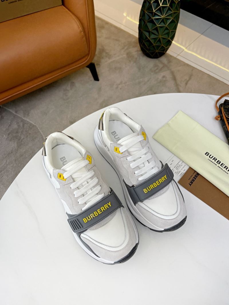 Burberry Low Shoes